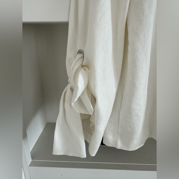 Club Monaco White Sleeve Tie Shirt - Picture 2 of 7